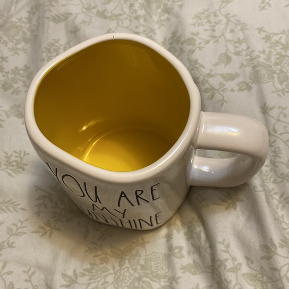New Rae Dunn mug - Picture 3 of 5